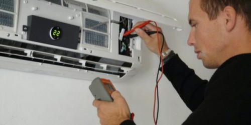 Máy Lạnh Chạy Một Lúc Rồi Tự Tắt: 4 Nguyên Nhân Thường Gặp & Cách Xử Lý
